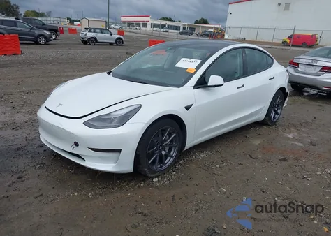 2023 Tesla Model 3 Rear-Wheel Drive z USA, uszkodzony, nr VIN 5YJ3E1EA3PF593547